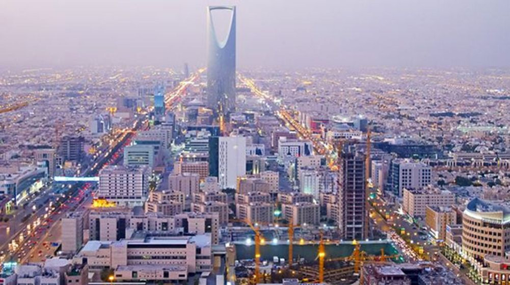 Insurance payments to unpaid workers in Saudi Arabia