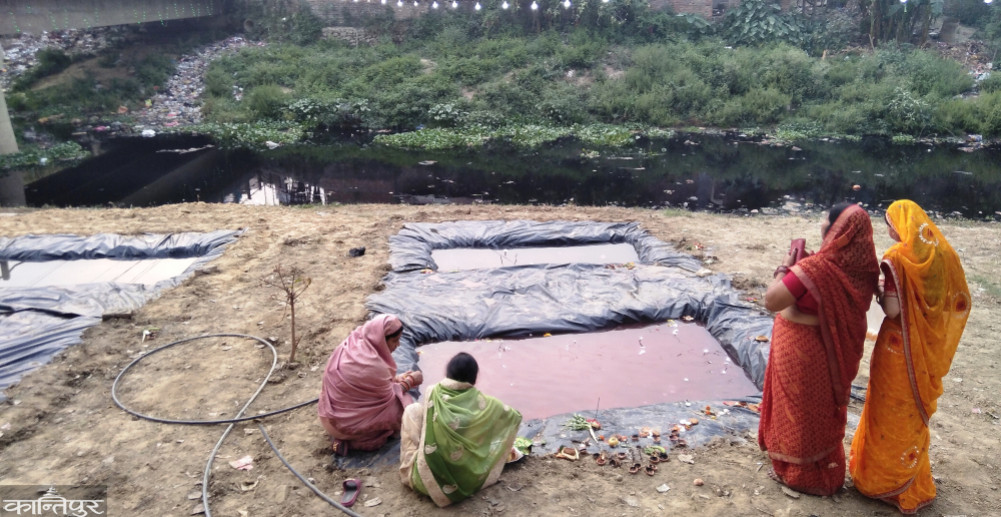 Even in Chaite Chhath, the pollution of the Sirsia River did not go away