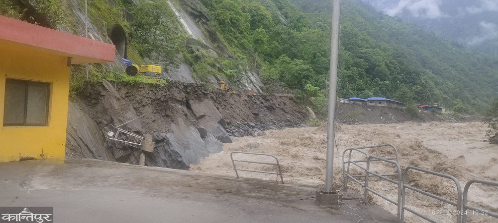 Upper Tamakoshi production stopped due to flooding