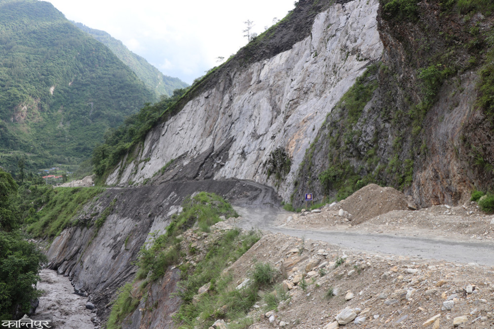 'High risk' landslide identified on Beni-Jomsom road