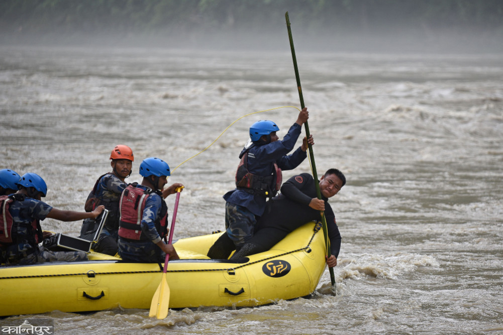 Simaltal Landslide: The body of a passenger was found in Golaghat