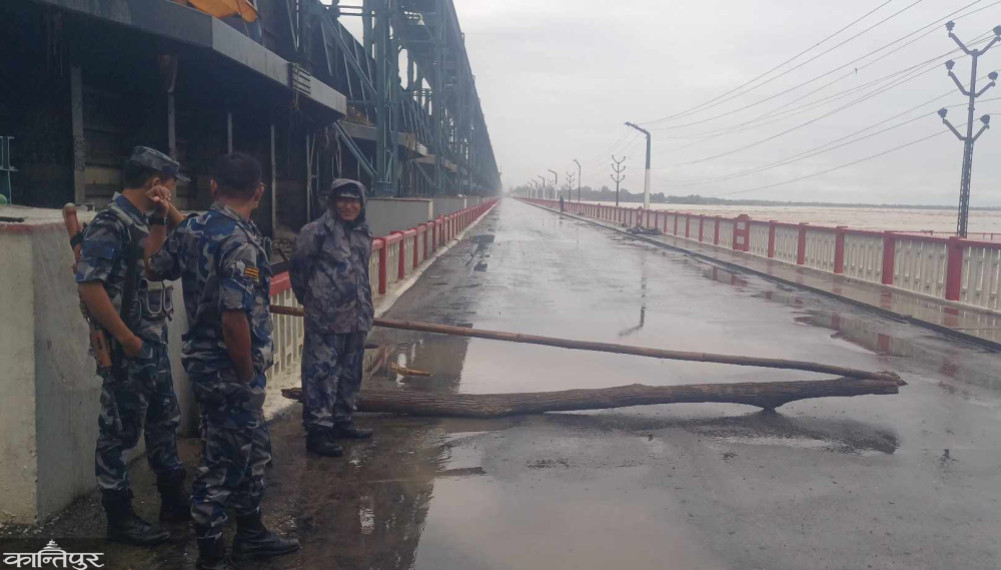 Vehicular traffic on the Kosi Barrage bridge is suspended