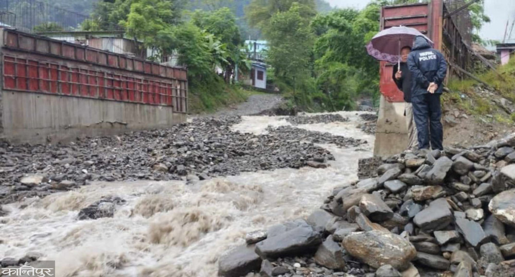 Bensisahar-Chame road and Madhyapahari road blocked