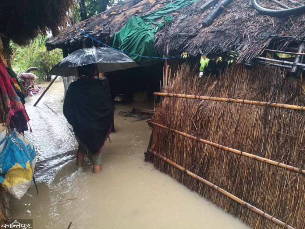 Tharutola village of Susta submerged