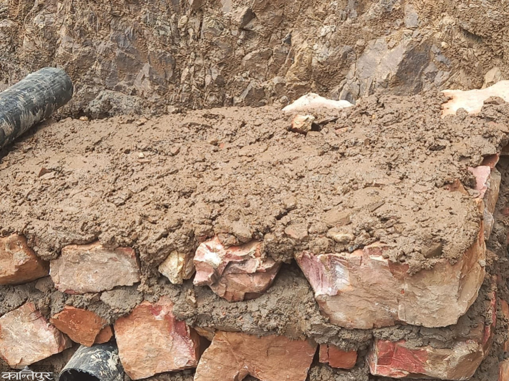 Asare Bikas: Demand action against the builders who do substandard work