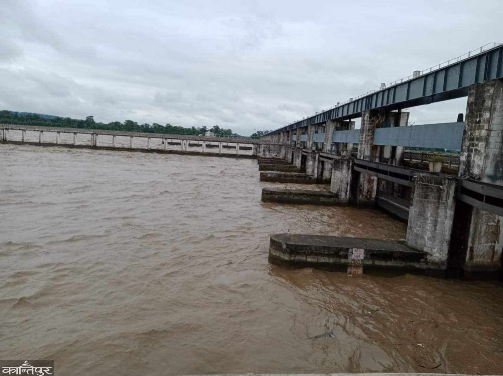 All gates of Gandak Barrage were opened