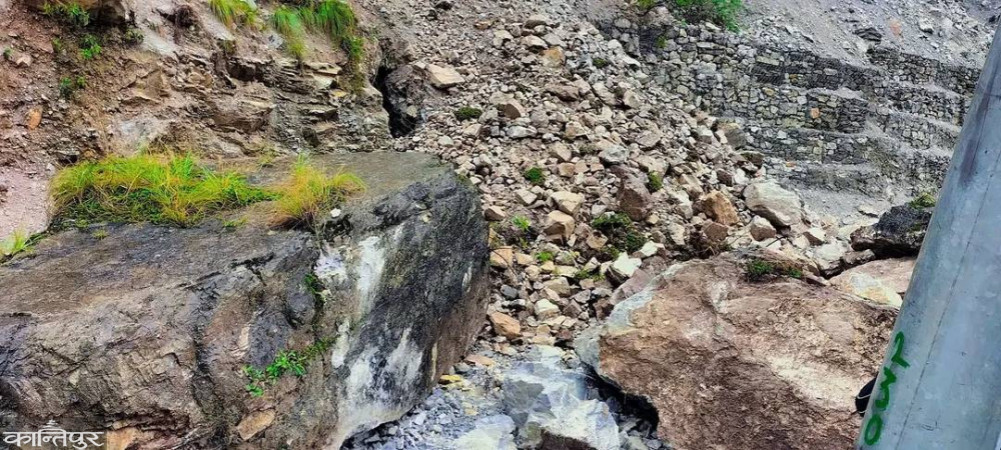 Landslide blocked Jai Prithvi highway, water level of Seti river rose