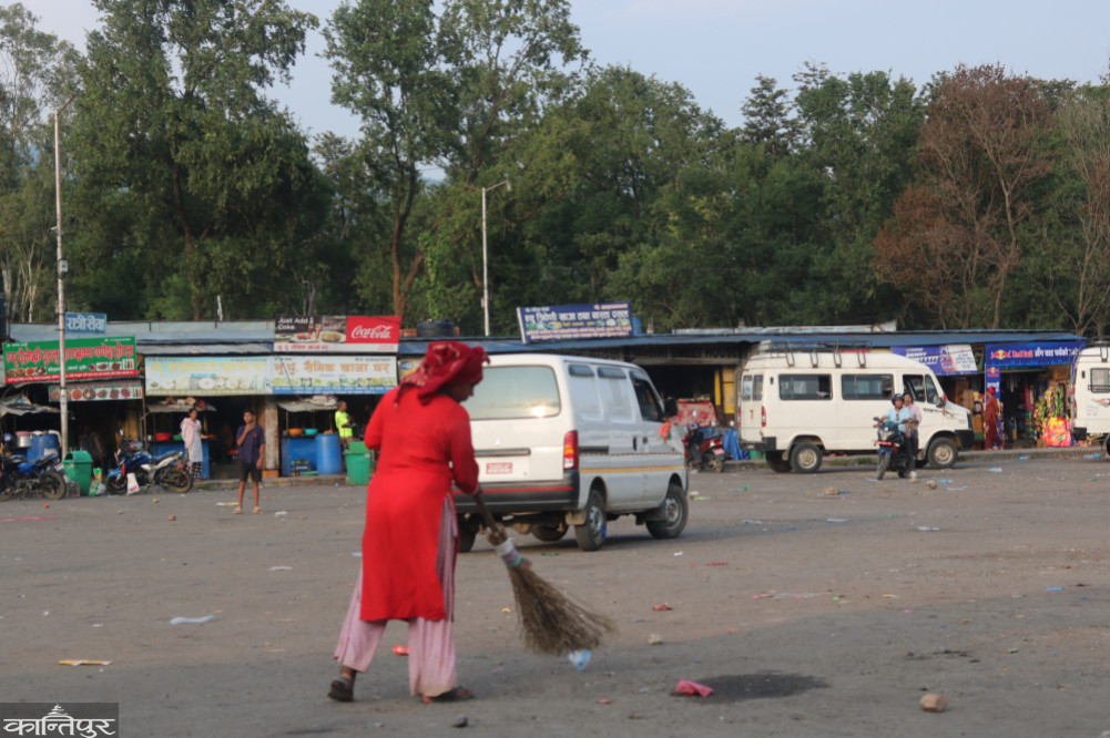 The Bhaktapur branch of the co-operative disturbed the workers in Surkhet