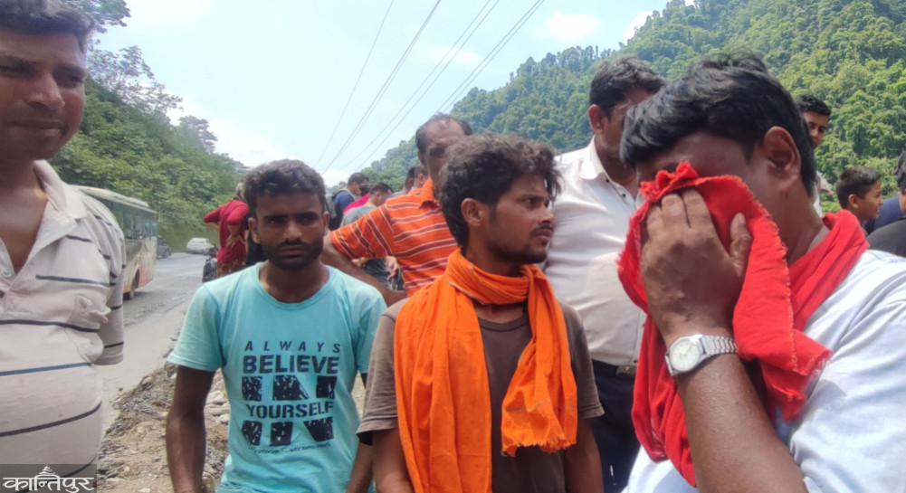 Relatives of the missing are crying in Simaltal