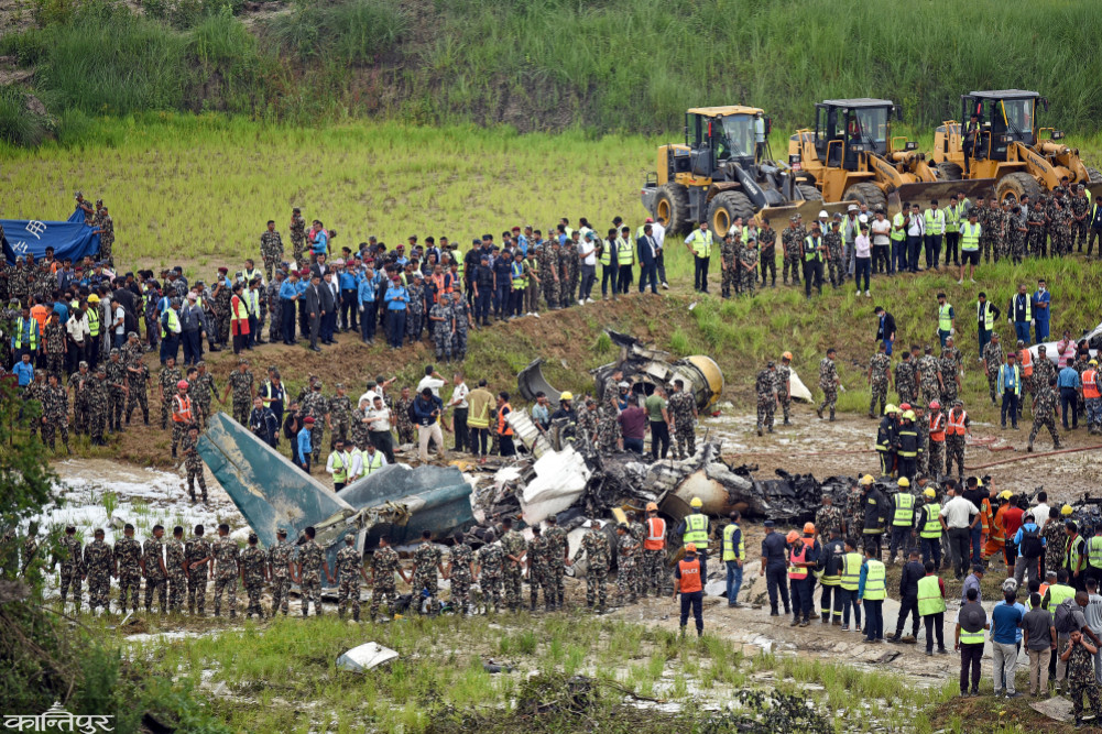 The plane carrying its own technicians crashed at the airport