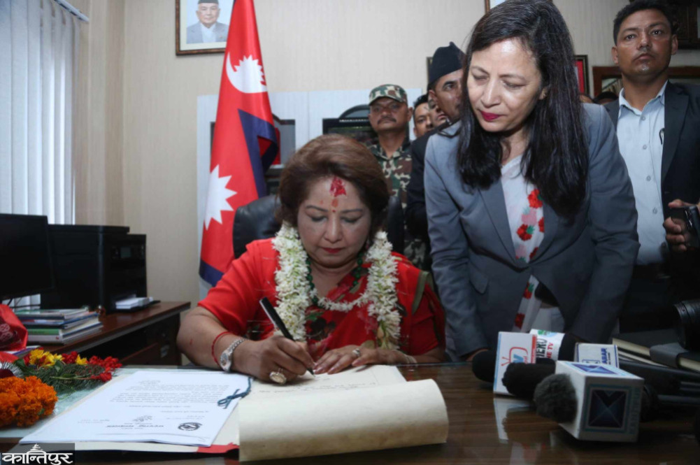 Jure's Coincidence of Women's Leadership in Foreign Affairs