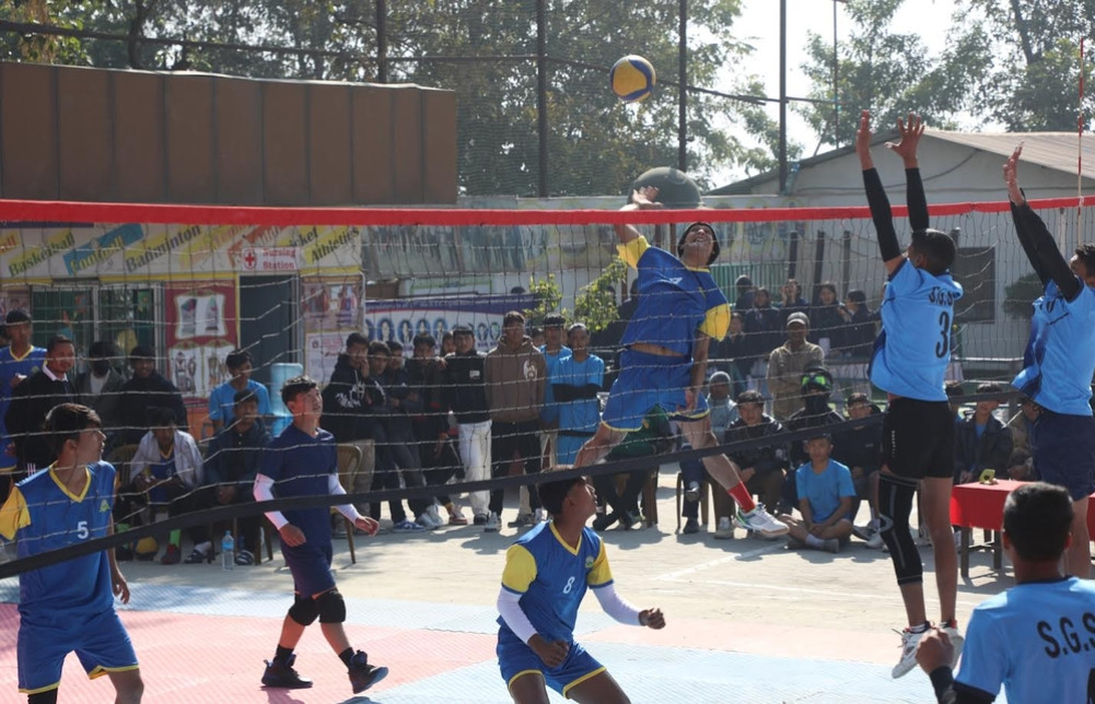Volleyball starts with Himarshmi's victory
