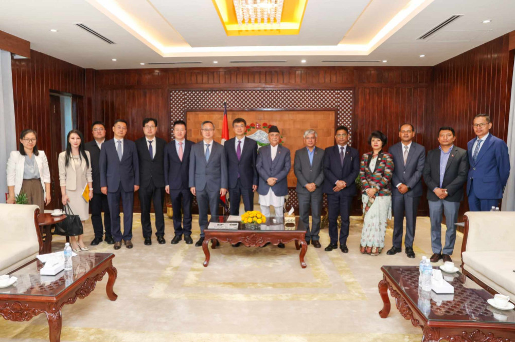 Meeting of the Chinese leader with the Prime Minister