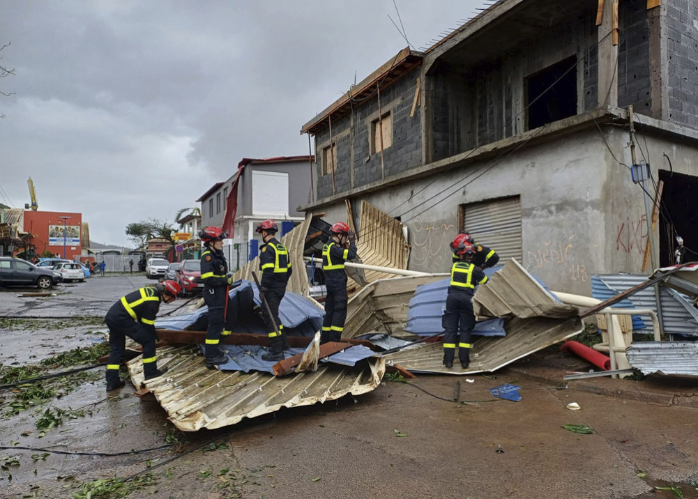 Strong storm in Mayat, 25 dead