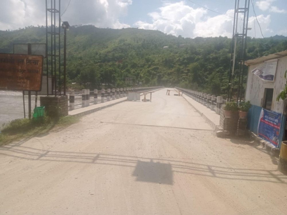Another alternative road is in operation, from Bhakundebensi via Timal to Sitkha only 35 km