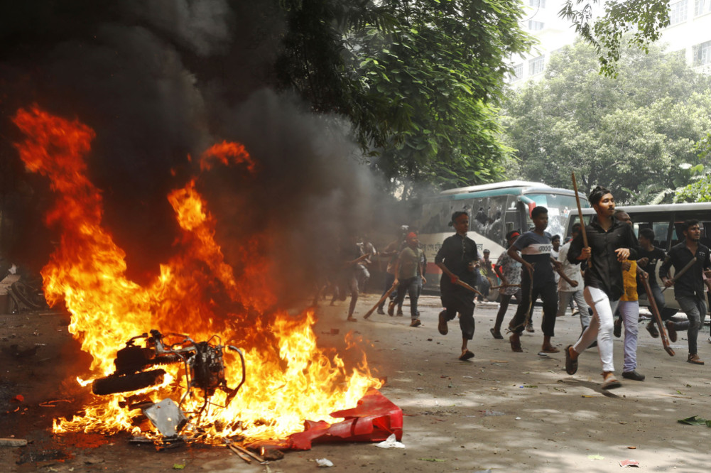 Internet shutdown across Bangladesh, army chief addresses