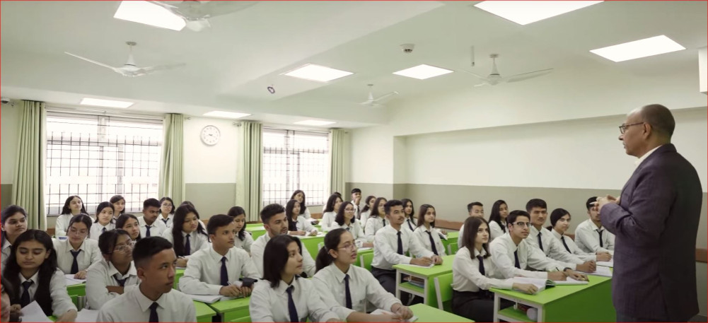 'College to Watch': 'VMag' in Global College