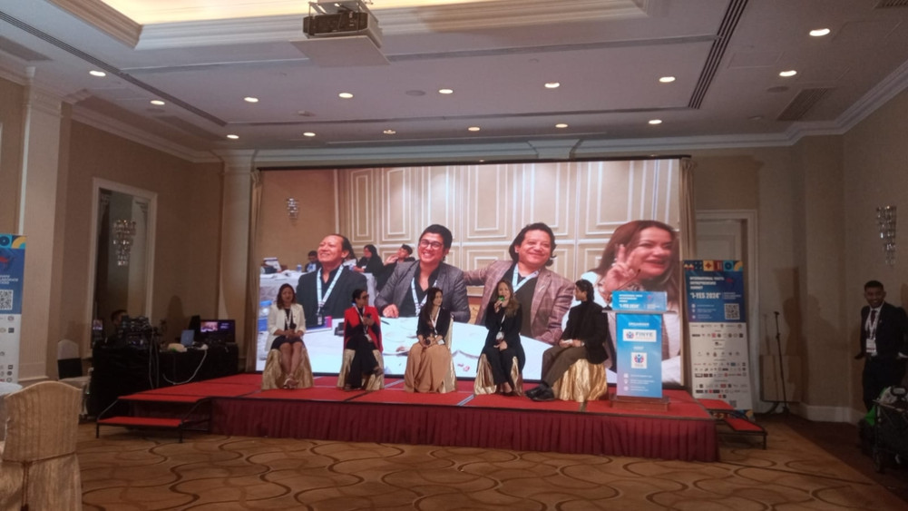 Nepalis from all over the world discussing entrepreneurship in Hong Kong