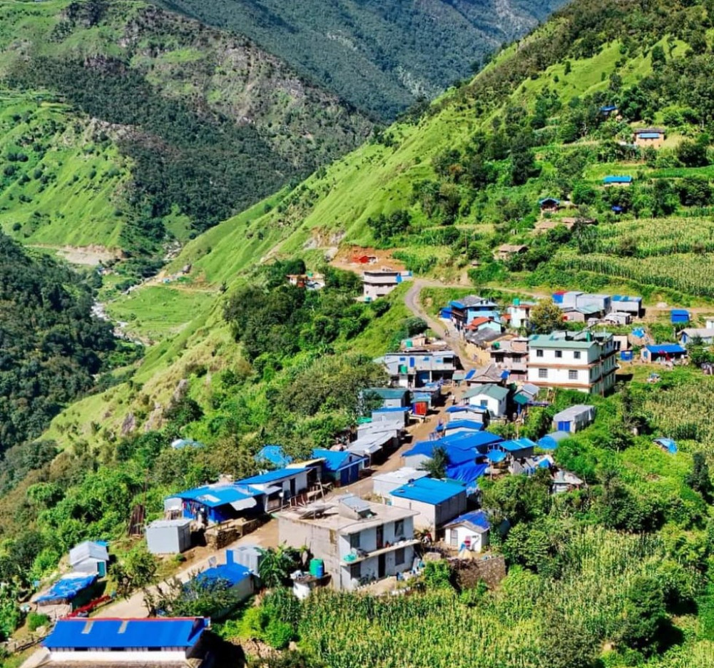 There is no joy of Dussehra in the earthquake affected village
