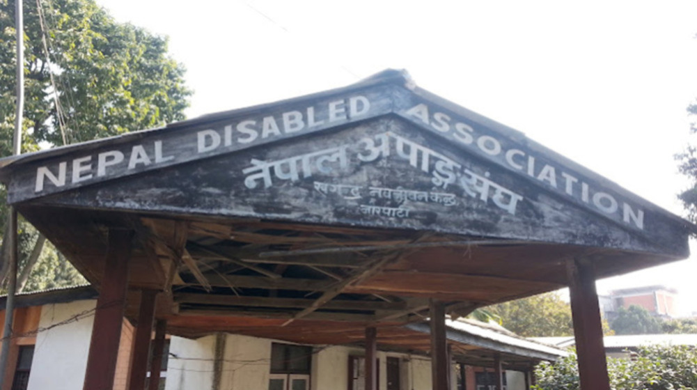Officials are to blame for Khagendra Navjeevan Kendra becoming Lathaling.