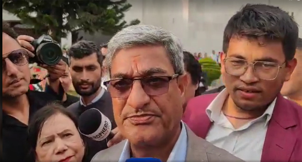 The government is trying to seek revenge: leader and writer