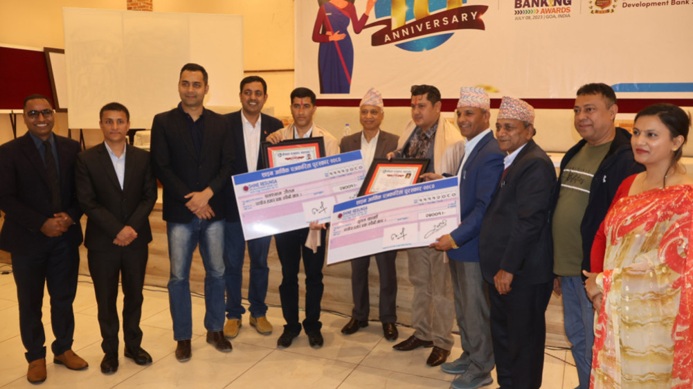 Financial Journalism Award to Kantipur Karmi Gautam