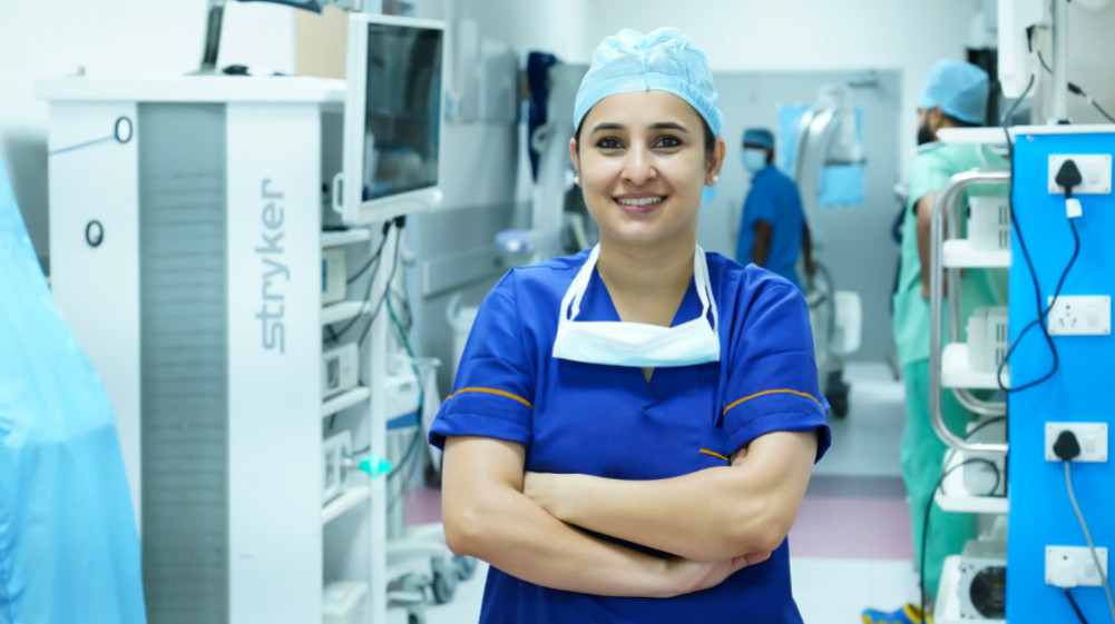 Robotic surgeon