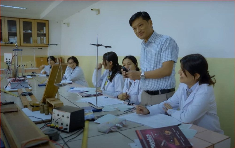 College to Watch: 'VMag' at Uniglobe College