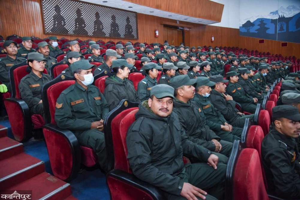 Training of 180 city policemen by the metropolis to manage traffic