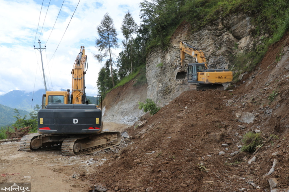 Busy work on Resunga-Dhorpatan road