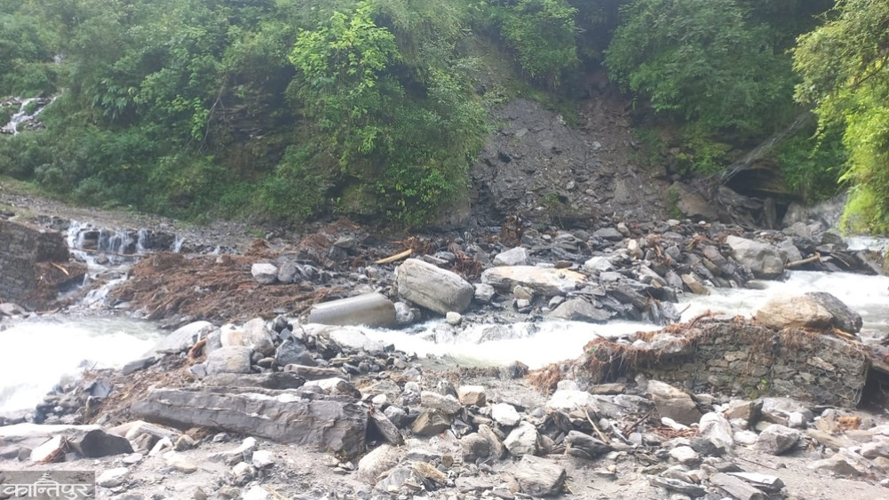 Kalinchok road has been disconnected for two weeks
