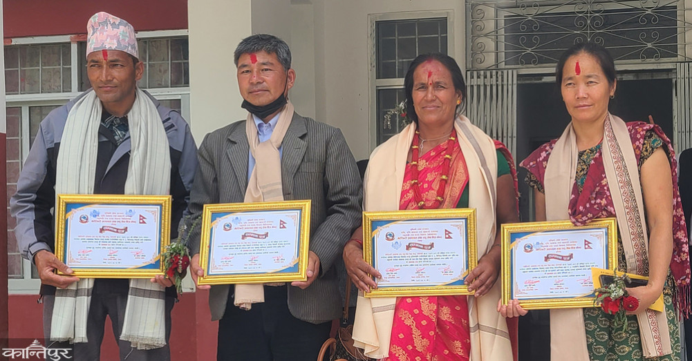 Best 4 farmers honored in Rolpa