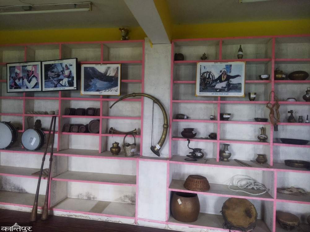 Dadeldhura Public Library is becoming readerless