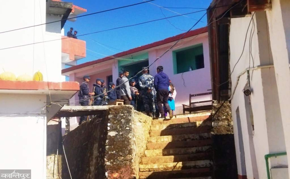Dadeldhura Prison inmates protest