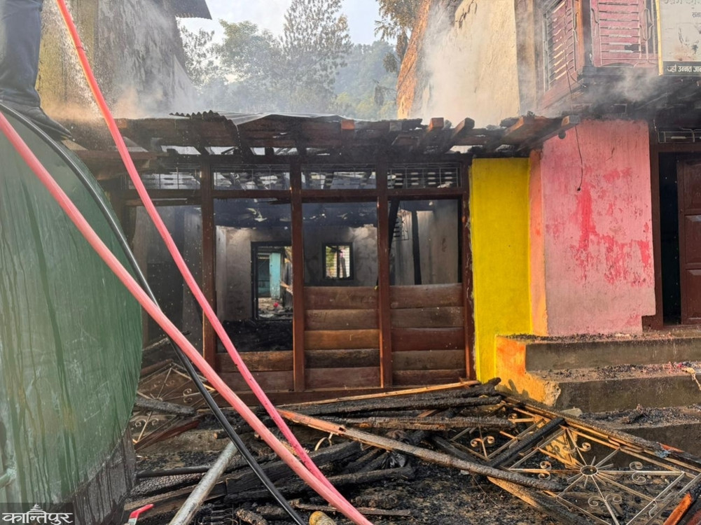 5 houses burnt down in Sabhapokhari, damage of more than 2 crores
