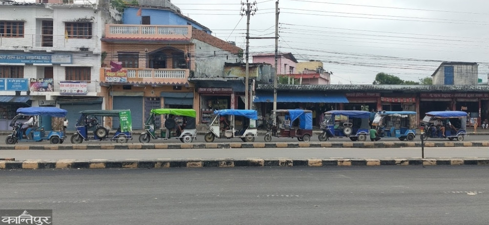 Ban on operation of unregistered e-rickshaws in Siddharthnagar