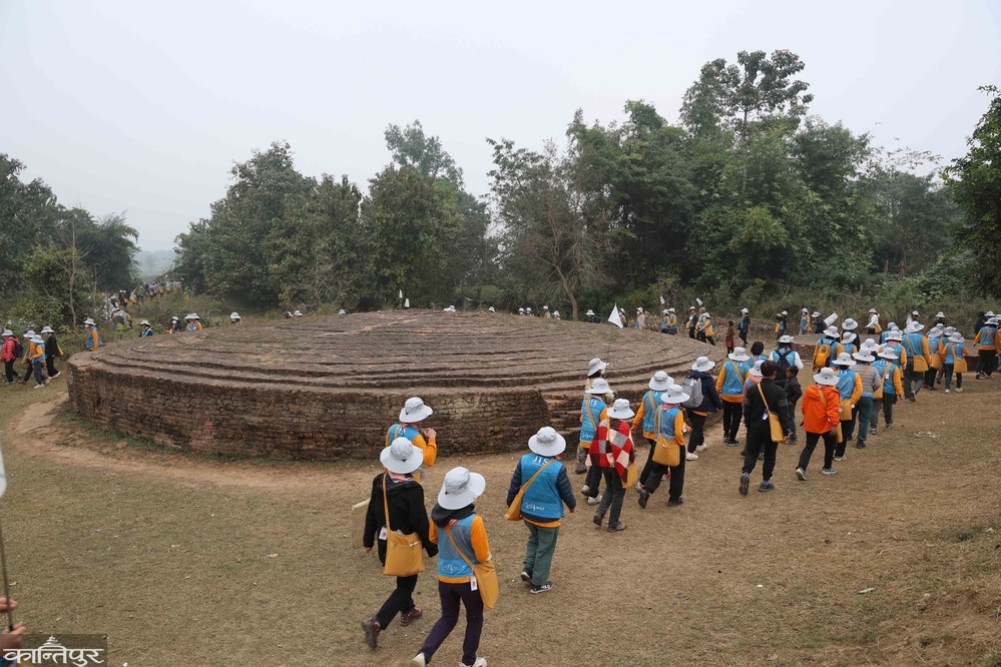 Prayer for world peace by 410 Koreans at Tilaurakot