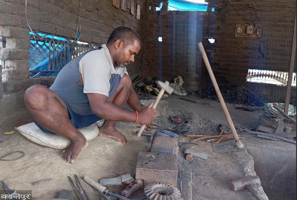 ”We lived in the zamindar's house, built a solid house with Aran's earnings”