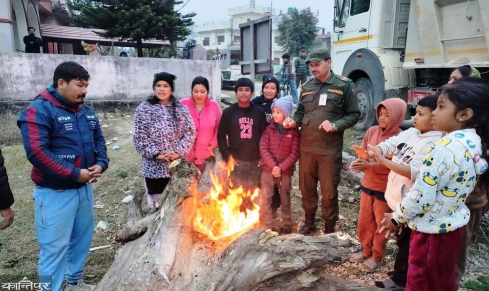 Fire-heating facilities in public places in Dhangadhi as cold weather worsens