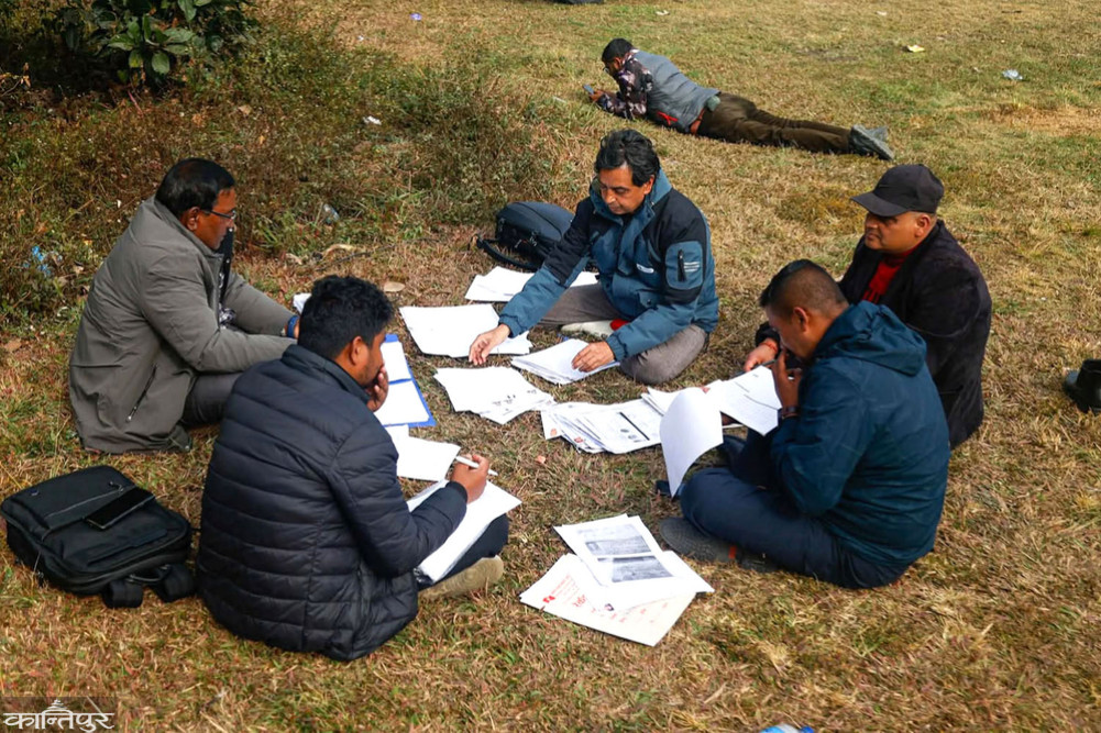 The final push to submit the proportional closed list, what is happening at the Election Commission?