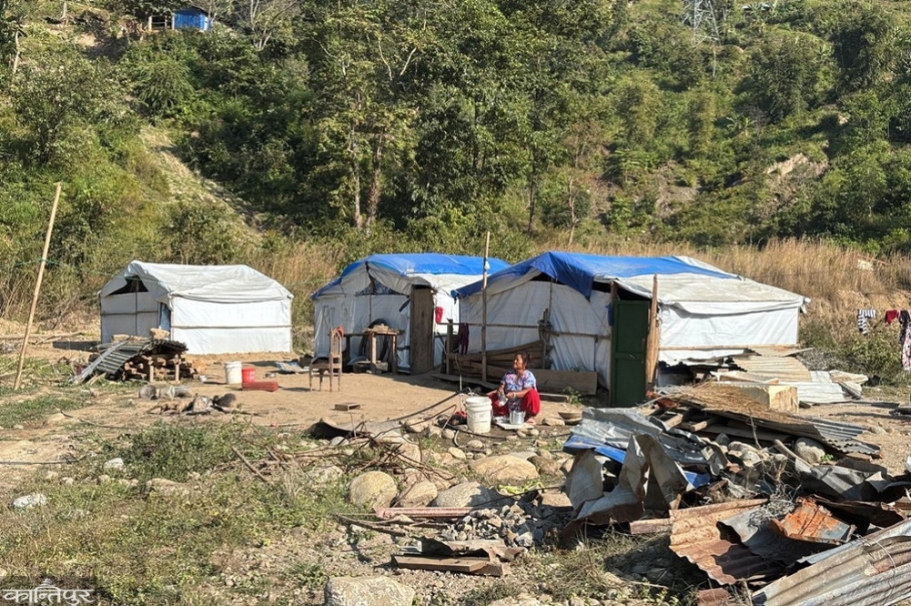 Flood victims in Ilam spend a miserable night in tents