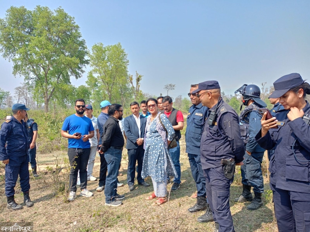 Demarcation started by removing houses in Naubasta Industrial Area