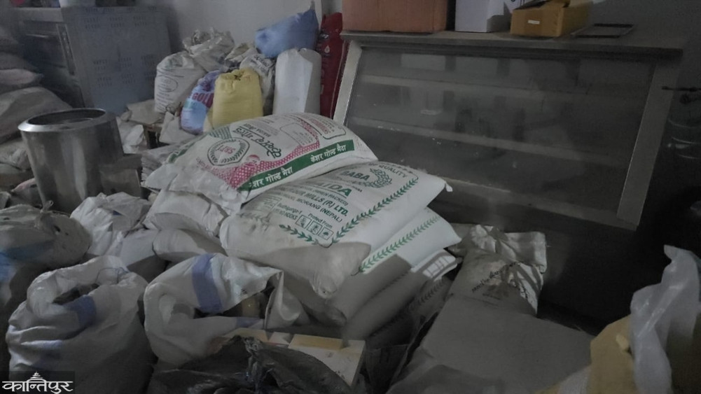 Raid on smuggler's godown in Siraha: Accused of giving immunity overnight