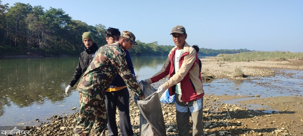 Cleanup of 16 places along Rapti