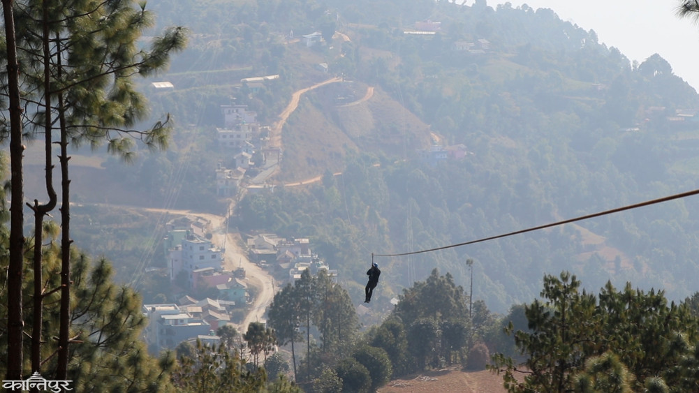 Attraction in adventure game zipline