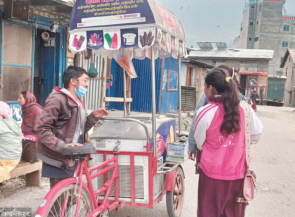 A popular ice cream in the cold of Jumla