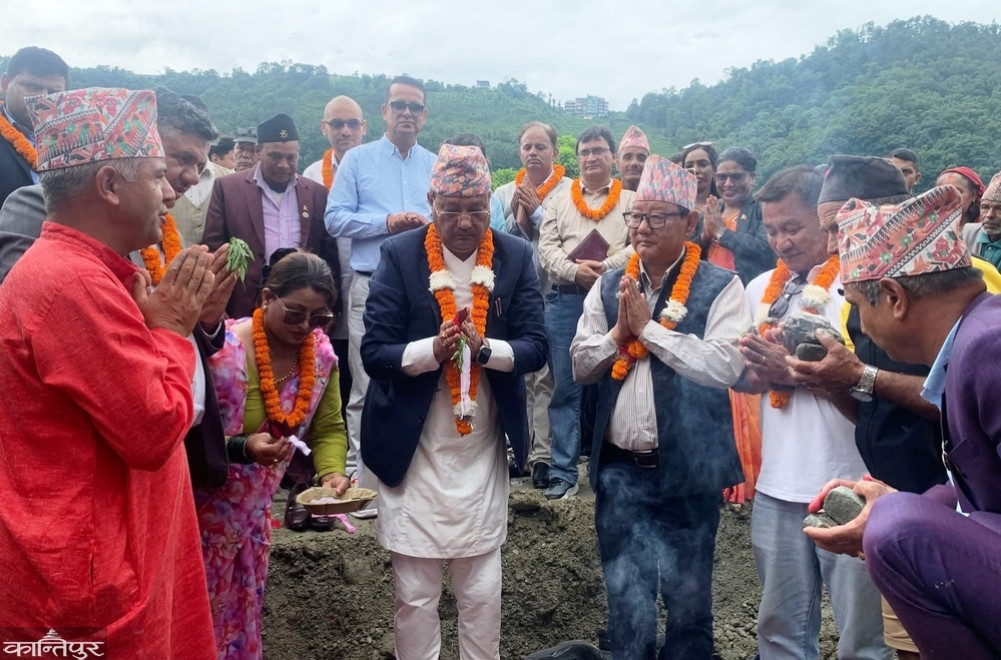 Ghatekhola-Dhampus-Khanigaon road is being paved at a cost of 30 crores