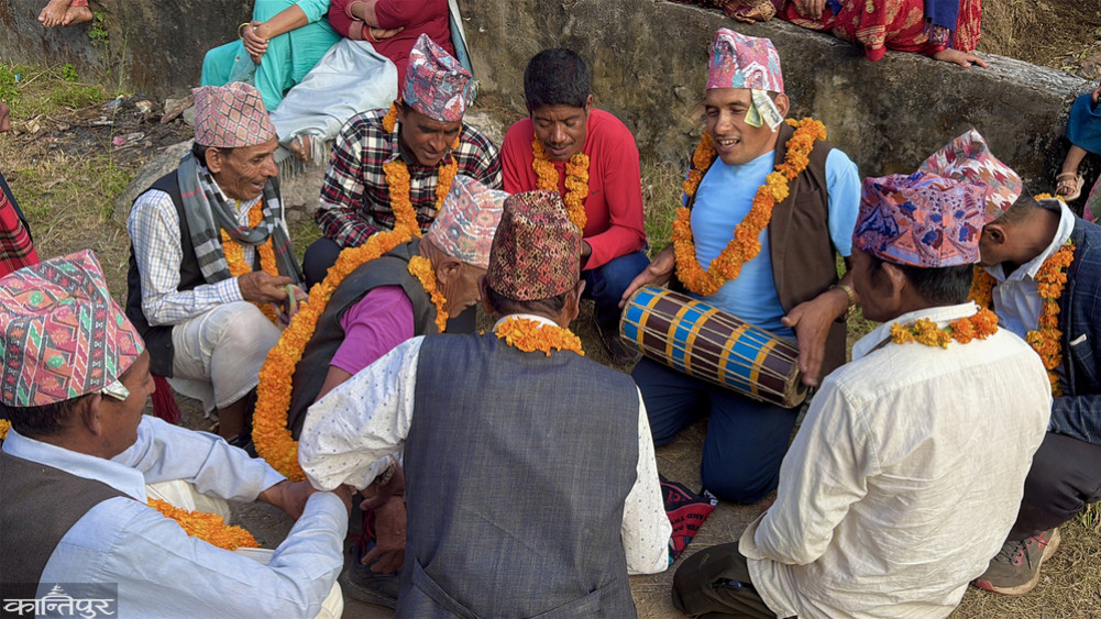 Concerns about the extinction of traditional dances and songs