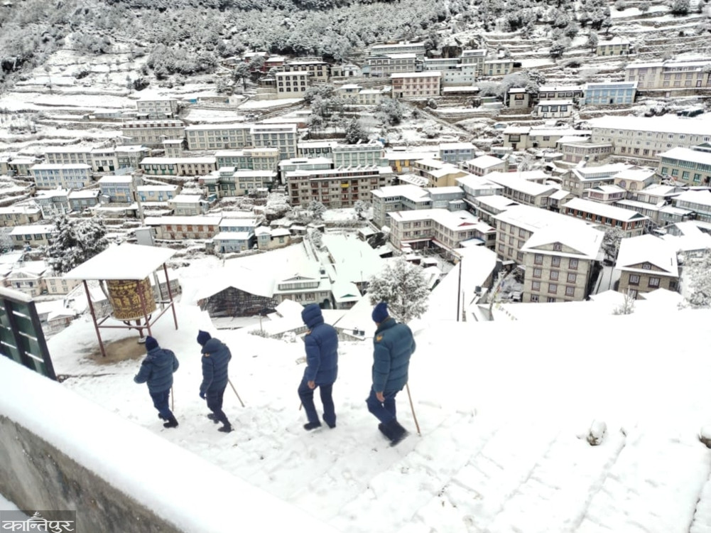 Heavy snowfall in Khumbu