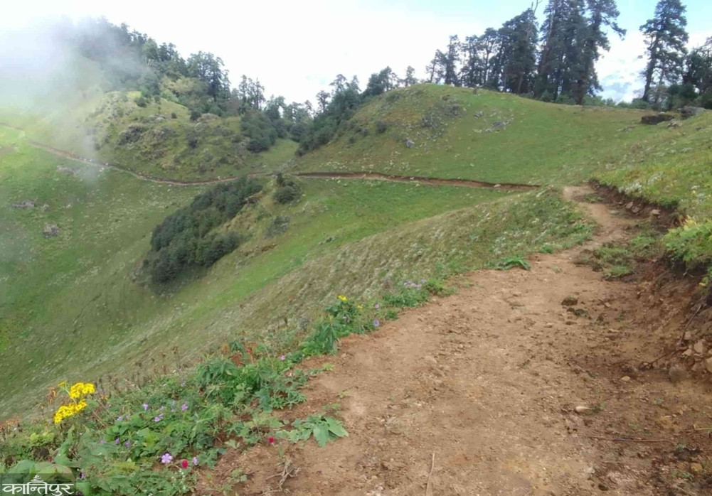Construction of Megachet-Yachu 10 km trail targeting nature lovers